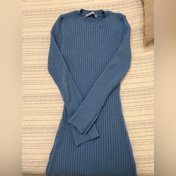 Knit Dress - Picture 4 of 5